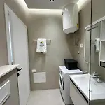 Seaside Escape Apartment *