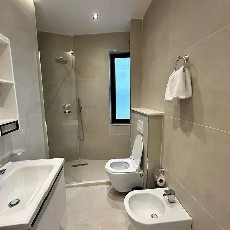 Apartment Seaside Escape *