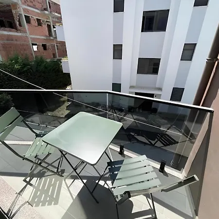 Apartment Seaside Escape